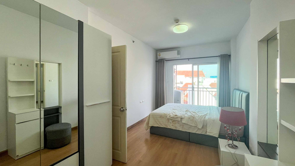 For RentCondoChiang Mai : Condo for rent, Supalai Monte at Wiang, high floor, city view – Doi Suthep, opposite Central Chiang Mai.