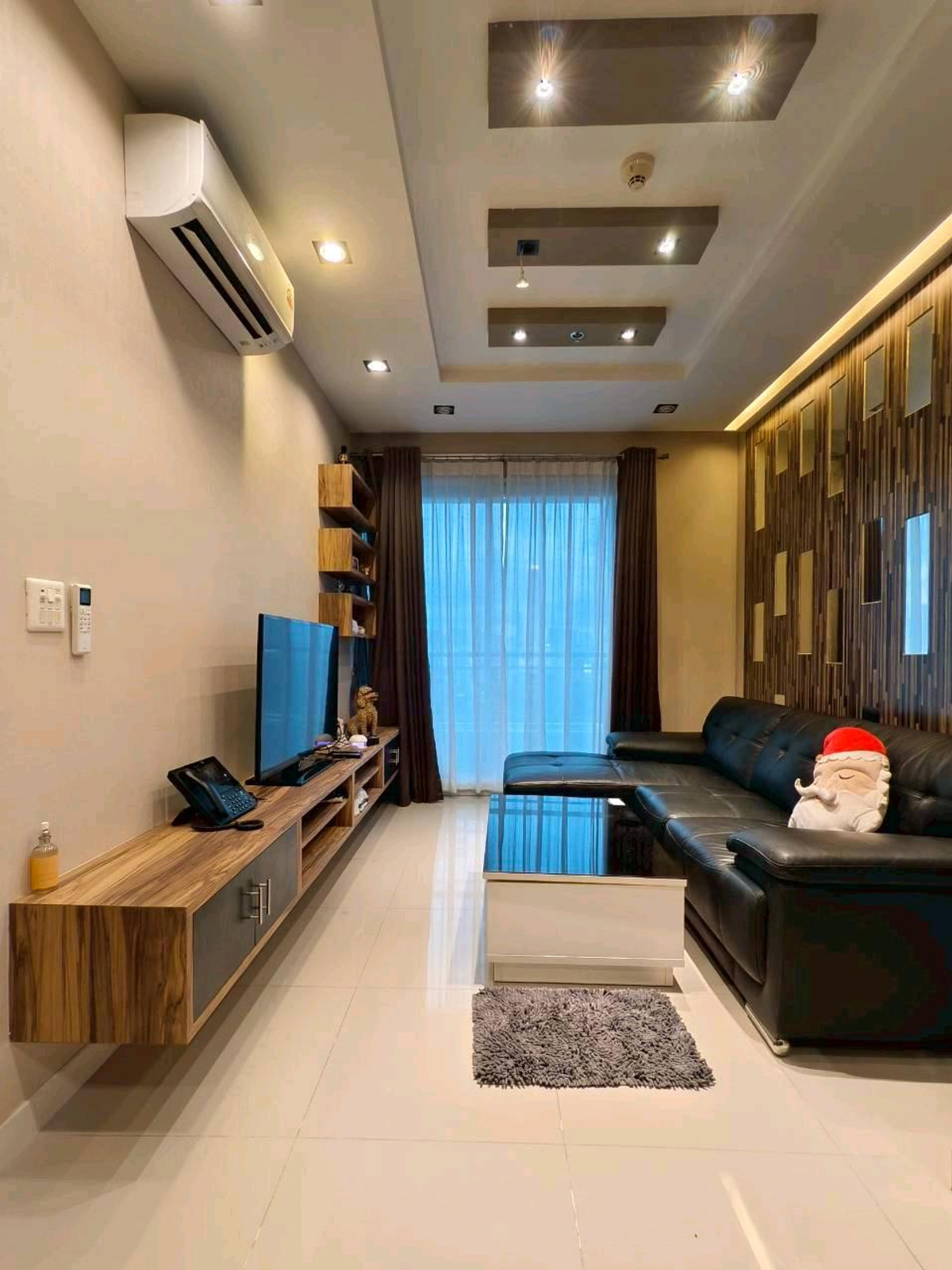 ขายคอนโดพระราม 9 เพชรบุรีตัดใหม่ RCA : ขาย​ Circle Condominium 47 ตร.ม. ใกล้ MRT เพชรบุรี ห้องใหญ่​ วิวโล่ง​ ชั้นสูง