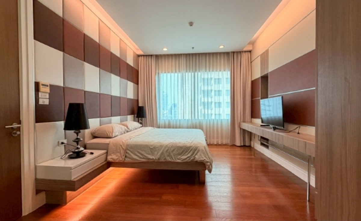 ขายคอนโดสุขุมวิท อโศก ทองหล่อ : 🔥ขายคอนโด Bright Sukhumvit 24 (1 ห้องนอน 1 ห้องน้ำ) 14 MB