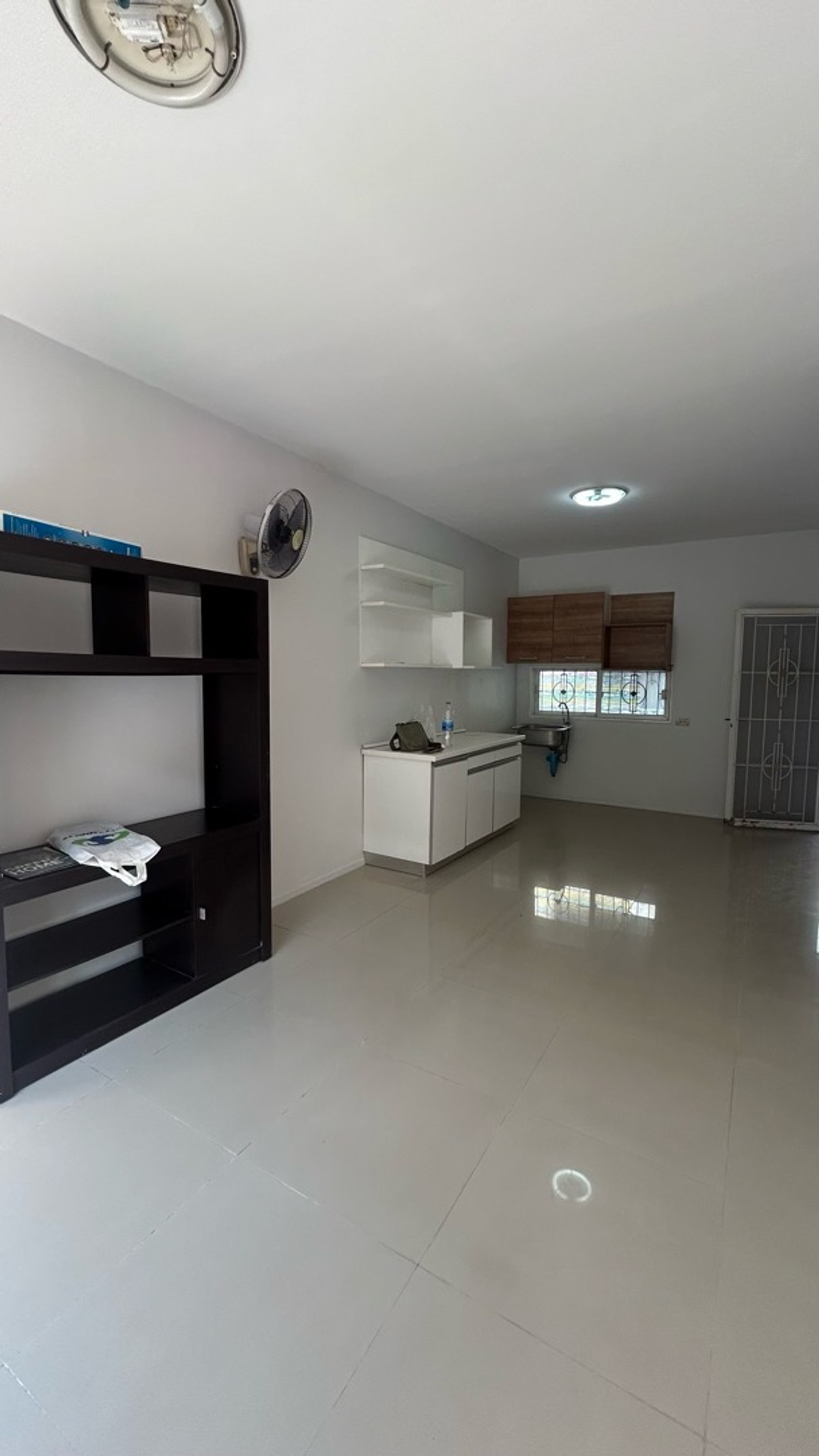 ให้เช่าทาวน์โฮมแจ้งวัฒนะ เมืองทอง : ให้เช่า ทาวน์โฮม 3 นอน อารียา เดอะ คัลเลอร์ แจ้งวัฒนะ–ปากเกร็ด เพียง 9,500 บาท ใกล้ รร.