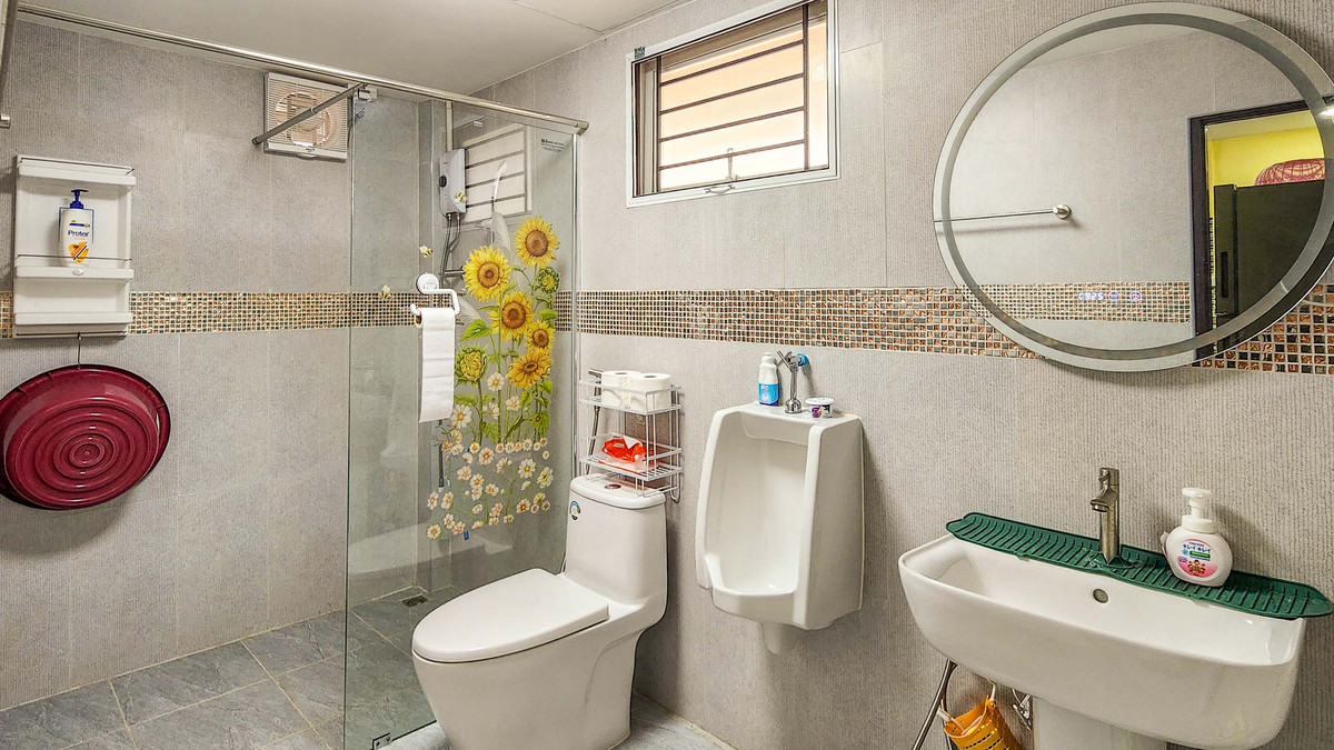 ขายบ้านเชียงใหม่ : บ้านเดี่ยว 2 ชั้น ปรับปรุงใหม่ พร้อมเข้าอยู่ ย่านวัดเกต