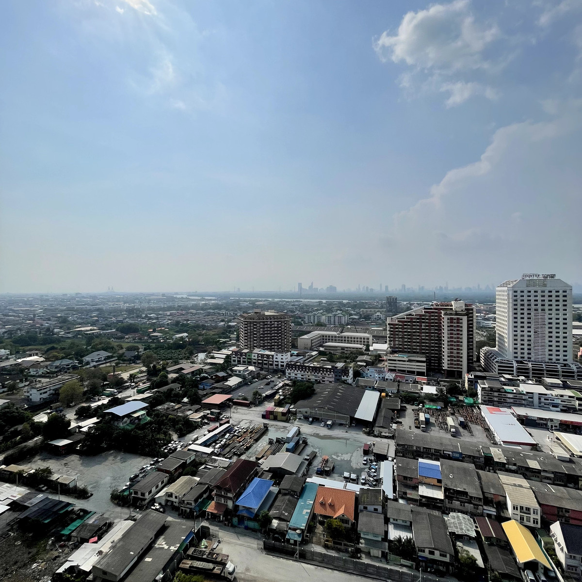 ให้เช่าคอนโดบางนา แบริ่ง ลาซาล : ให้เช่าใกล้BTS บางนา 350 เมตร - คอนโดรีเจ้นท์ โฮม บางนา 