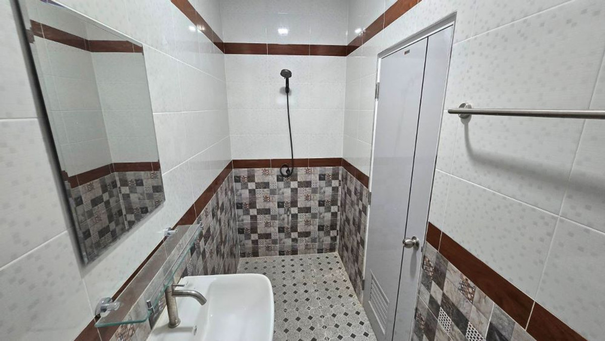 ขายทาวน์โฮมสระบุรี : ขายทาวน์เฮาส์ 2ชั้น พื้นที่ 16 ตร.ว. ถนนเทศบาล 3 ซอย 8 ต.ปากเพรียว อ.เมืองสระบุรี จ.สระบุรี ทำเลทองใจกลางเมืองสระบุรี