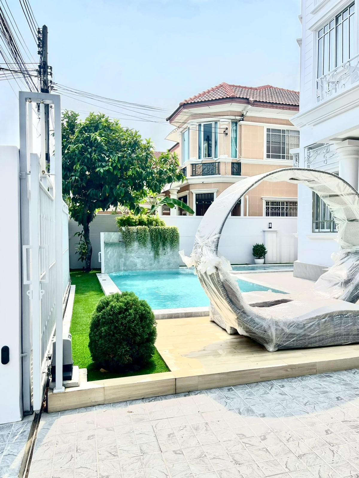 For SaleHousePattaya, Bangsaen, Chonburi : Park Avenue / 3 Bedrooms (For Sale), Park Avenue / 3 Bedrooms (FOR SALE) BEWN073