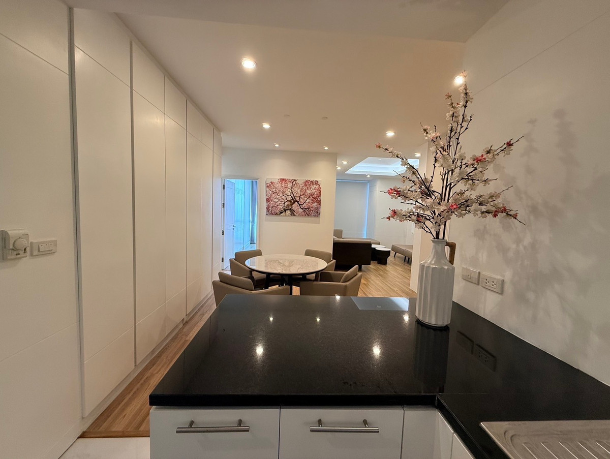 For RentCondoSathorn, Narathiwat : Condo for rent, Ascott Sathorn, near BTS St. Louis, near AIA building, beautiful room, newly renovated, ready to move in.