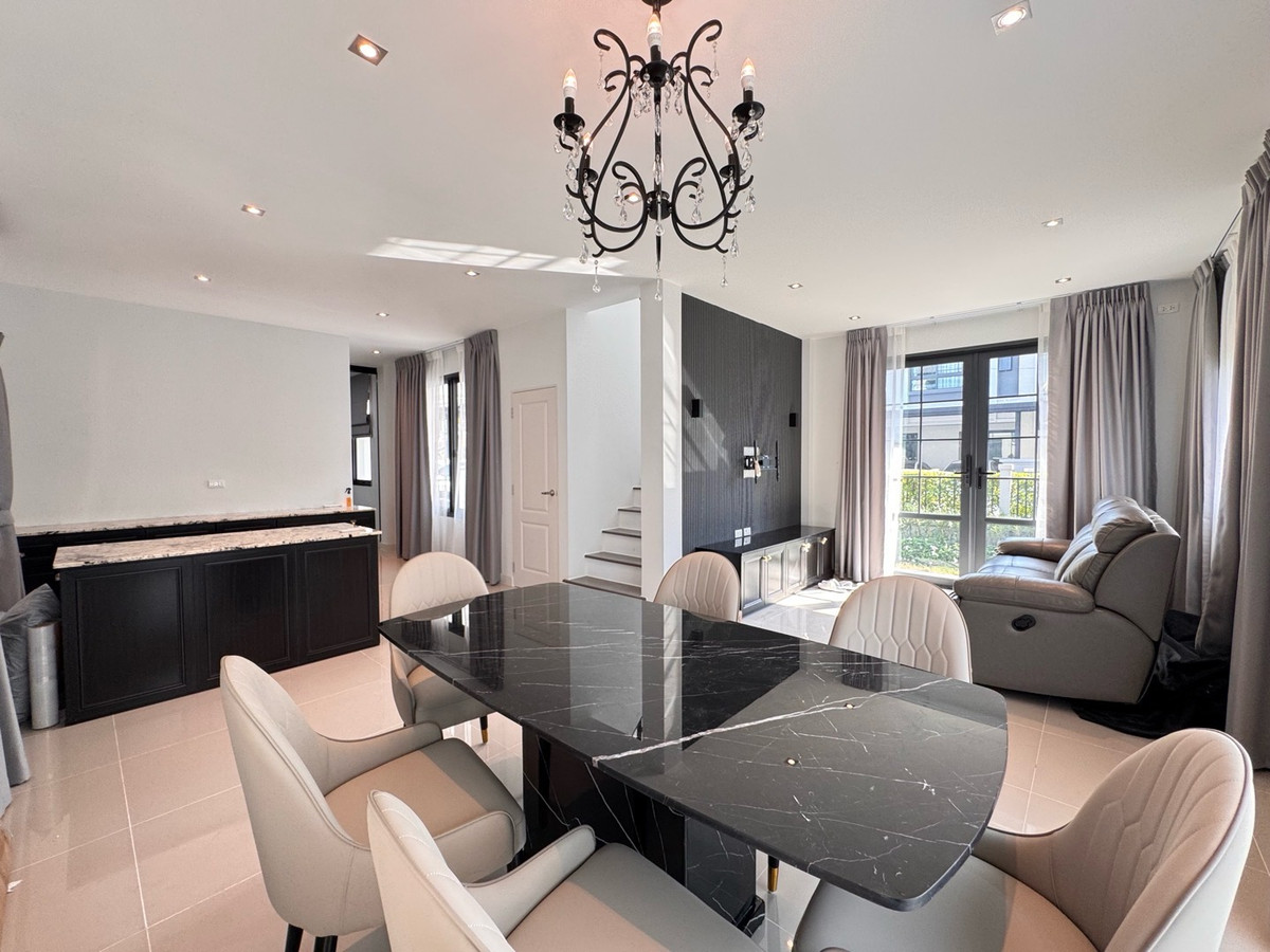 For RentSamut Prakan,Samrong : 💥ForRent💥3Bed •  Grande Pleno Sukhumvit–Bangna 🏡 Near Mega Bangna 🐶🐱 Pet Friendly* Ready to move in ‼️  Fully Furnished ✨