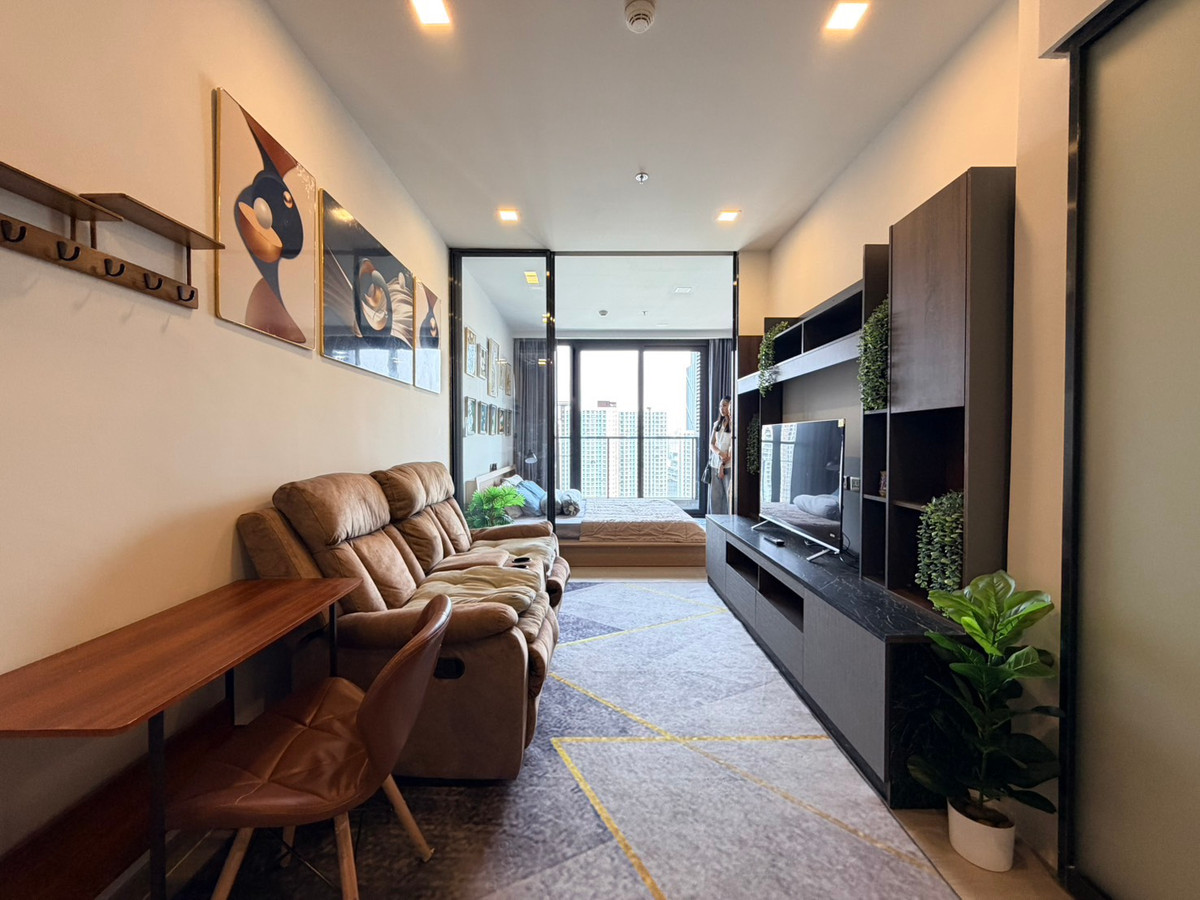 ให้เช่าคอนโดพระราม 9 เพชรบุรีตัดใหม่ RCA : ให้เช่า✨คอนโดใกล้ MRT พระราม9 | One9Five Rama9 | ทำเลโซน NEW CBD และใกล้ Central พระราม 9