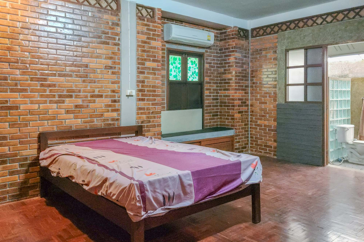 ขายบ้านเชียงใหม่ : บ้านรีสอร์ตหลายหลัง บนที่ดินขนาดใหญ่ ร่มรื่น ใกล้สนามบิน หนองควาย, เชียงใหม่