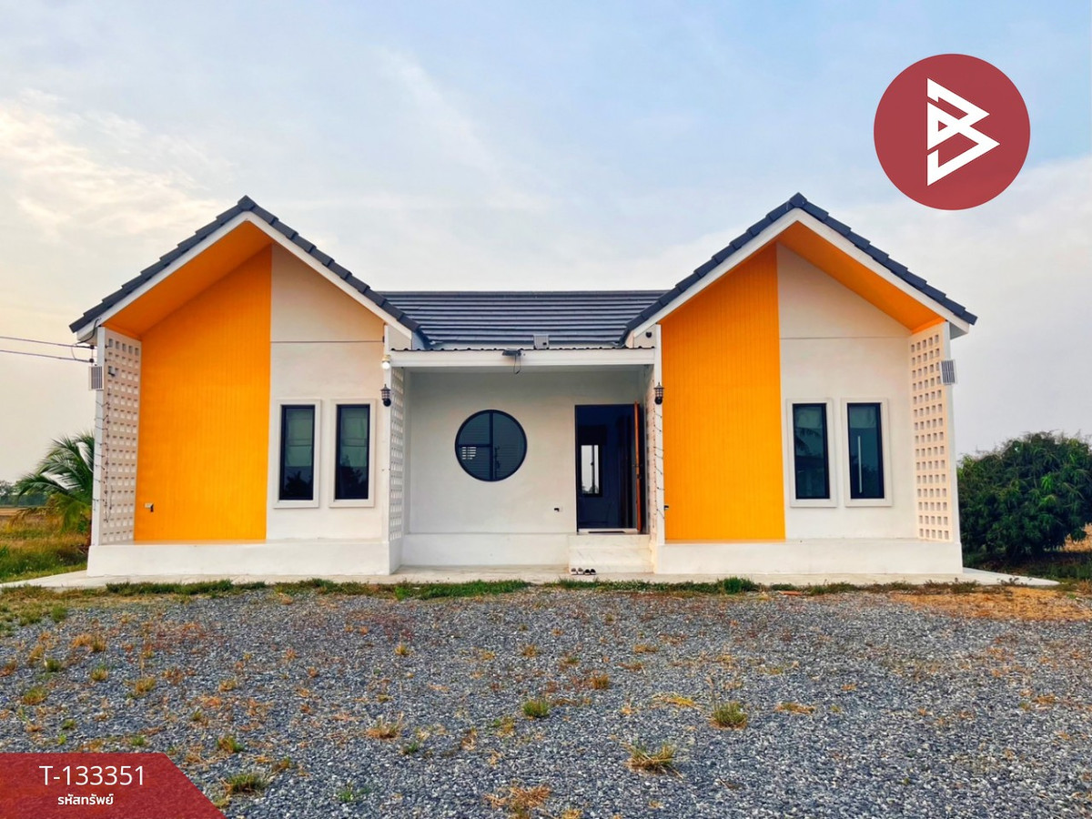 ขายบ้านสุพรรณบุรี : ขายบ้านเดี่ยวพร้อมที่ดิน เนื้อที่ 2 ไร่ 1 งาน 81 ตร.วา หนองหญ้าไซ สุพรรณบุรี