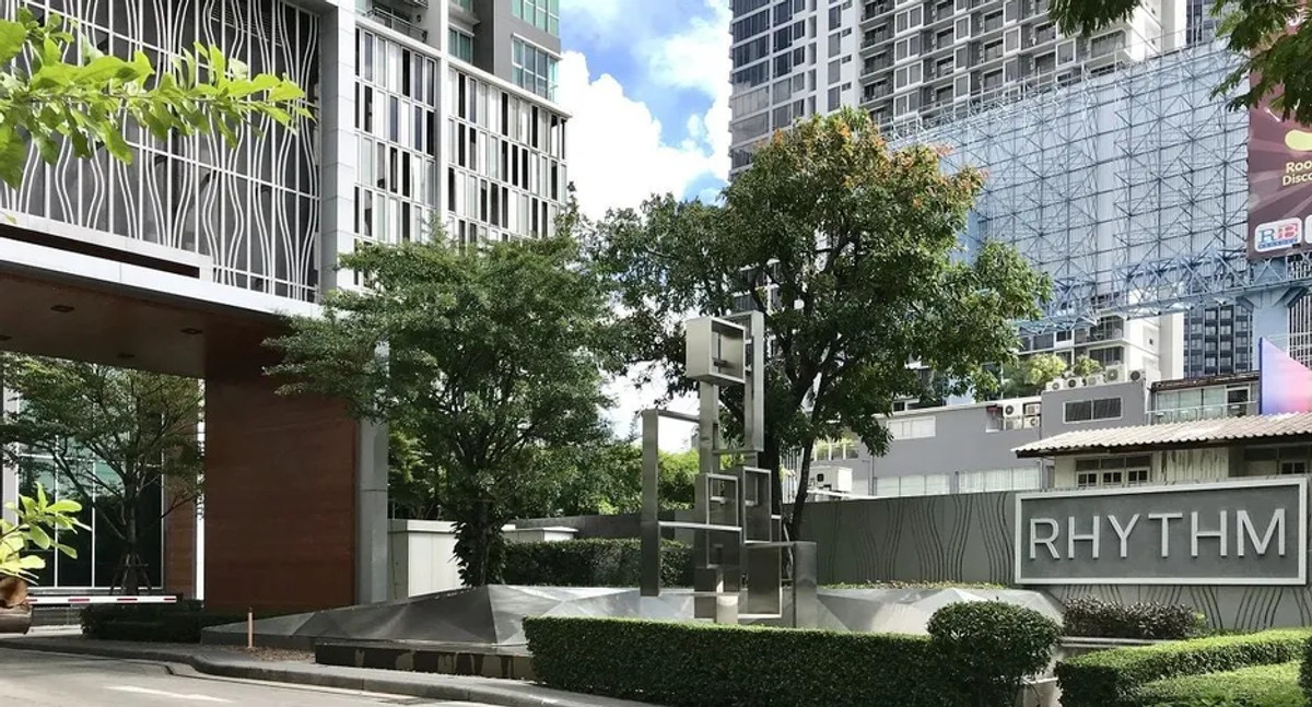 For RentCondoSathorn, Narathiwat : 🔥 Room available, ready to move in! Rhythm Sathorn-Narathiwat. Book now before it's gone! 🔥MD-25024388