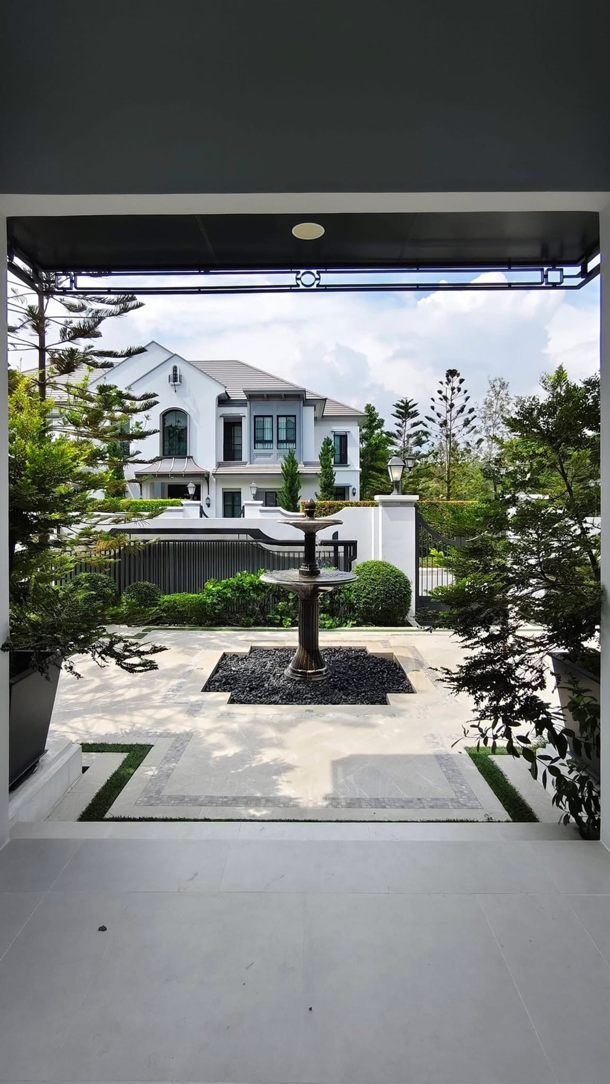 For RentHousePattanakan, Srinakarin : 📌 Luxurious detached house for rent NANTAWAN Rama 9 – Krungthep Kreetha (New Cut Road)