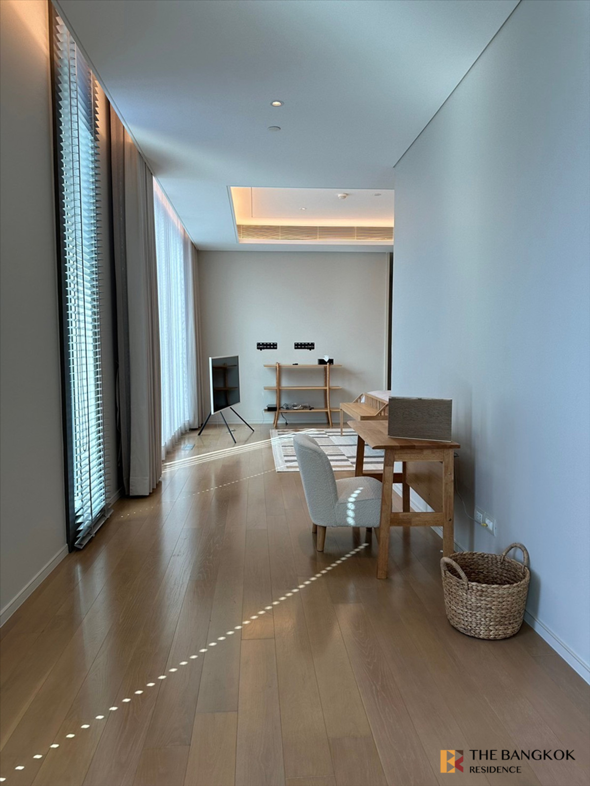 For SaleCondoWitthayu, Chidlom, Langsuan, Ploenchit : 🌳🏙️ Timeless Ultra-Luxury Living in the Heart of Langsuan - Baan Sindhorn near Bts Chidlom