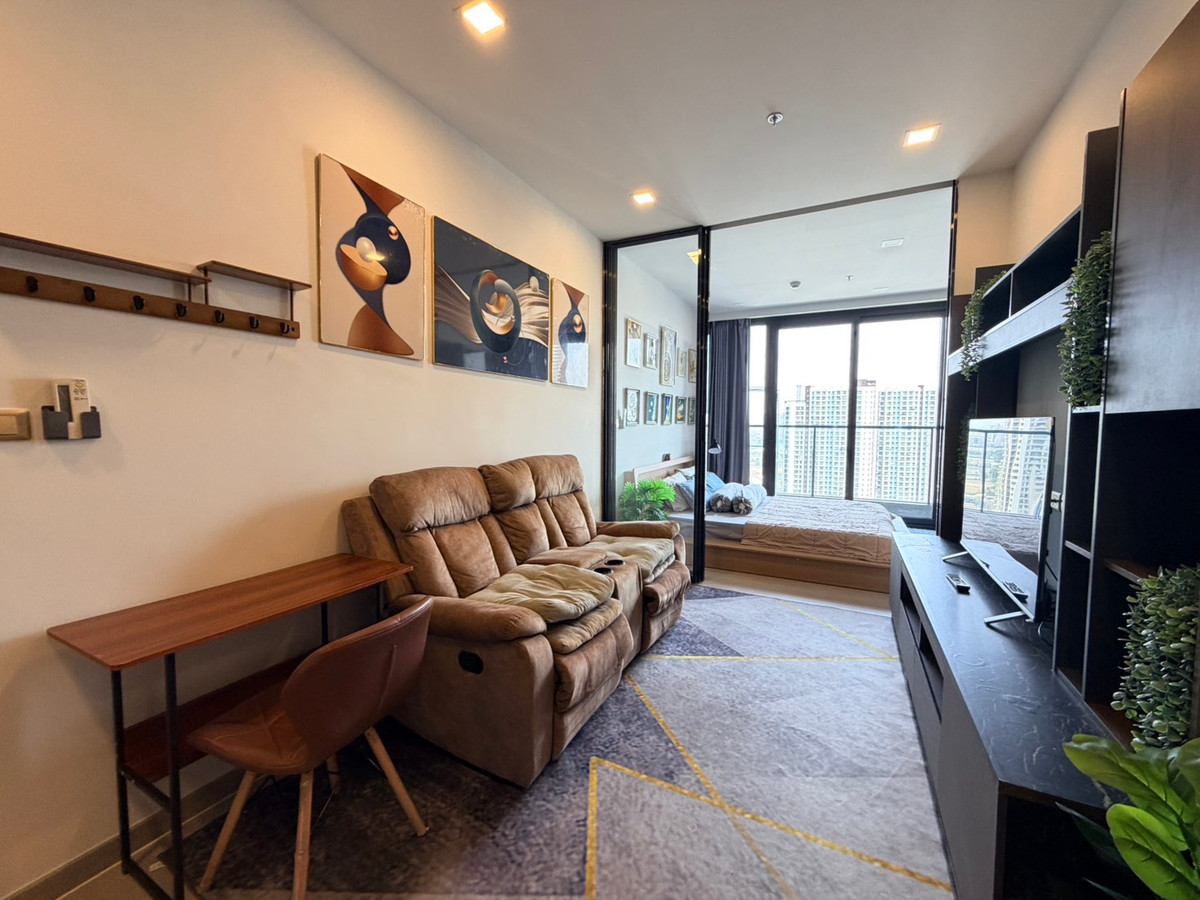 ให้เช่าคอนโดพระราม 9 เพชรบุรีตัดใหม่ RCA : ให้เช่า✨คอนโดใกล้ MRT พระราม9 | One9Five Rama9 | ทำเลโซน NEW CBD และใกล้ Central พระราม 9