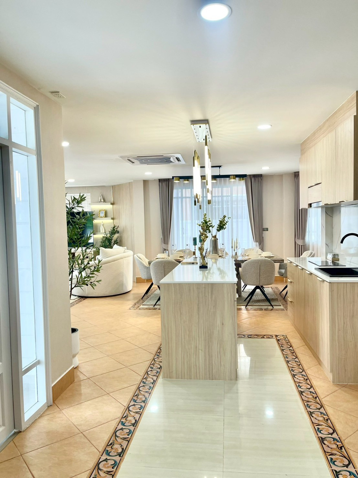 For SaleHousePattaya, Bangsaen, Chonburi : Park Avenue / 3 Bedrooms (For Sale), Park Avenue / 3 Bedrooms (FOR SALE) BEWN073
