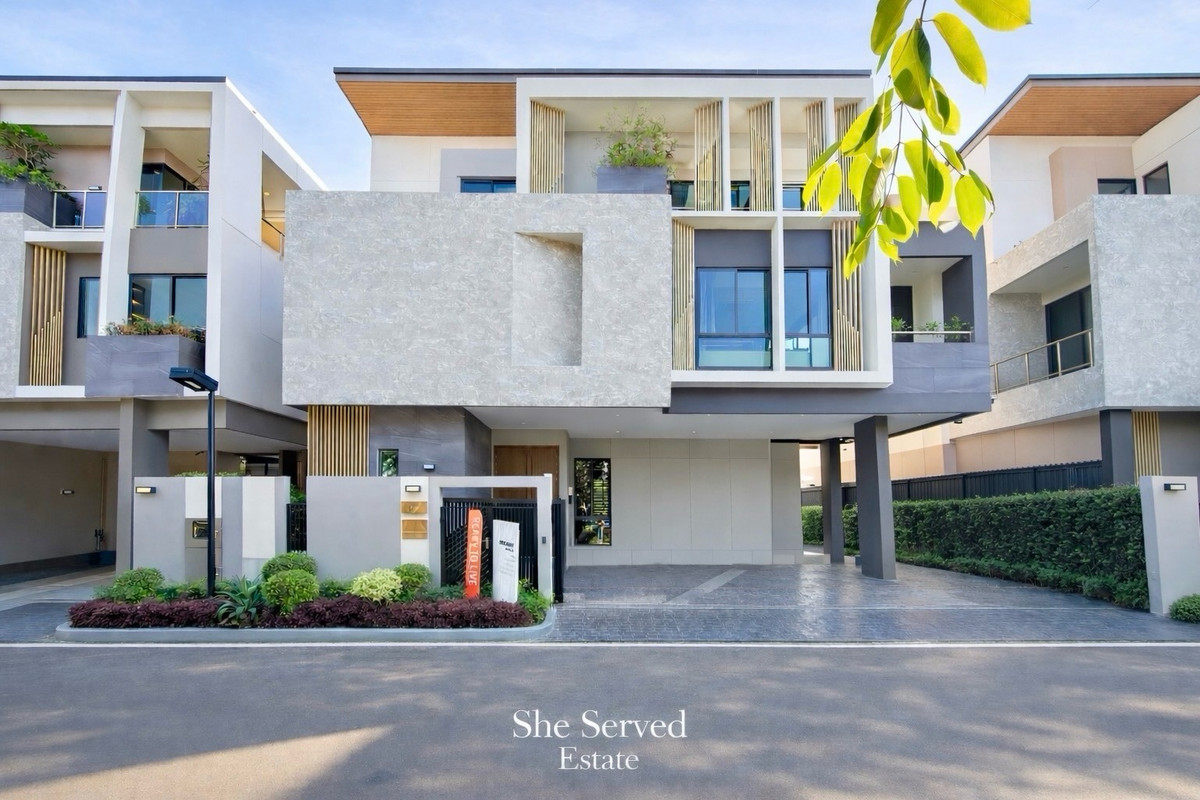 ขายบ้านนวมินทร์ รามอินทรา : ◈ The Gentry Kaset–Nawamin ◈ 63 sq.wah • 440 sq.m. • 5 Bedrooms • 6 Bathrooms • Private passenger lift 