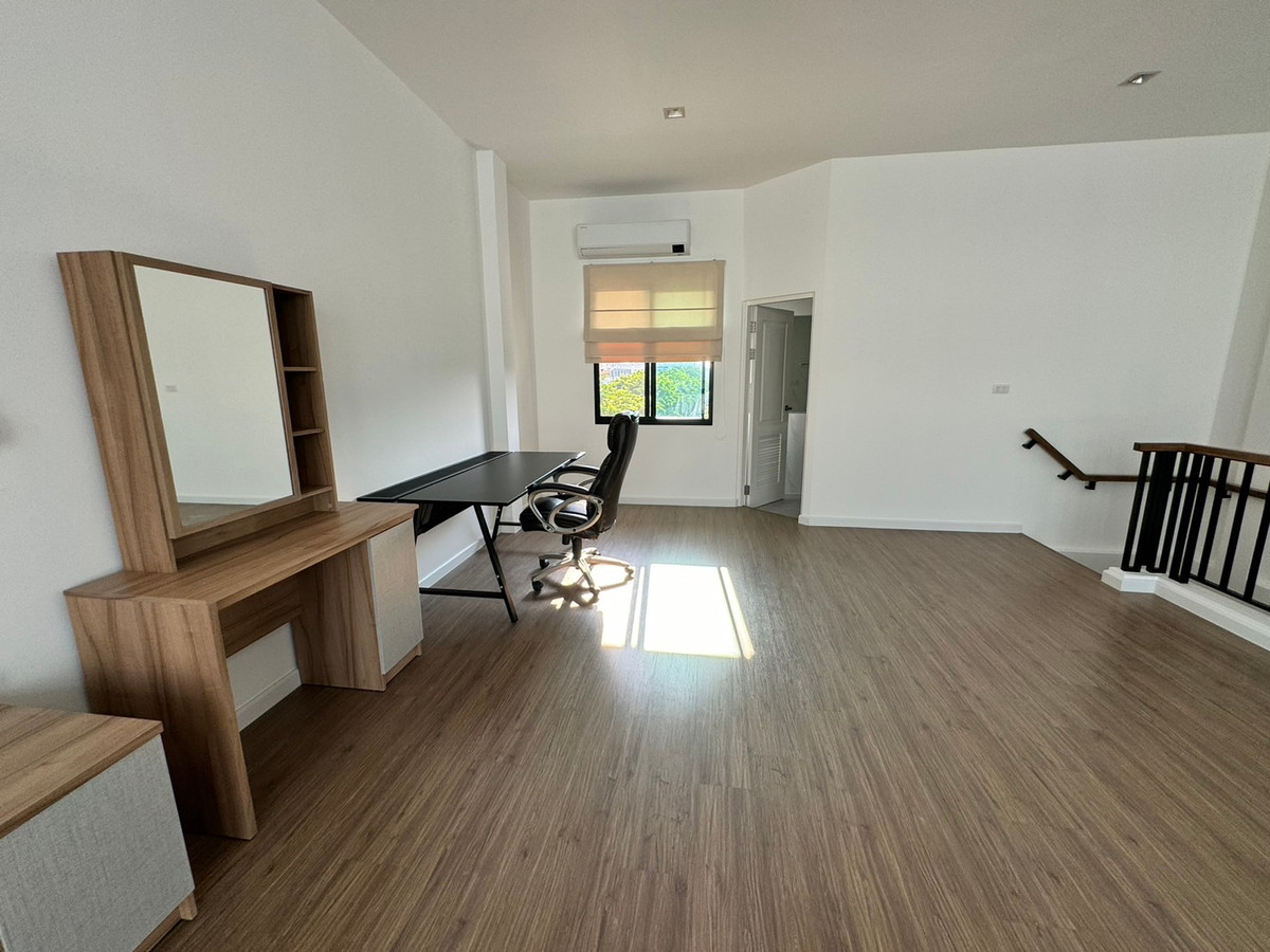 ให้เช่าทาวน์โฮมอ่อนนุช อุดมสุข : ให้เช่าทาวน์โฮม 3 ชั้นใหม่ Q Prime สุขุมวิท77 (46 ตร.ว.) 3 นอน 4 น้ำ หลังมุม มีสวนส่วนตัว