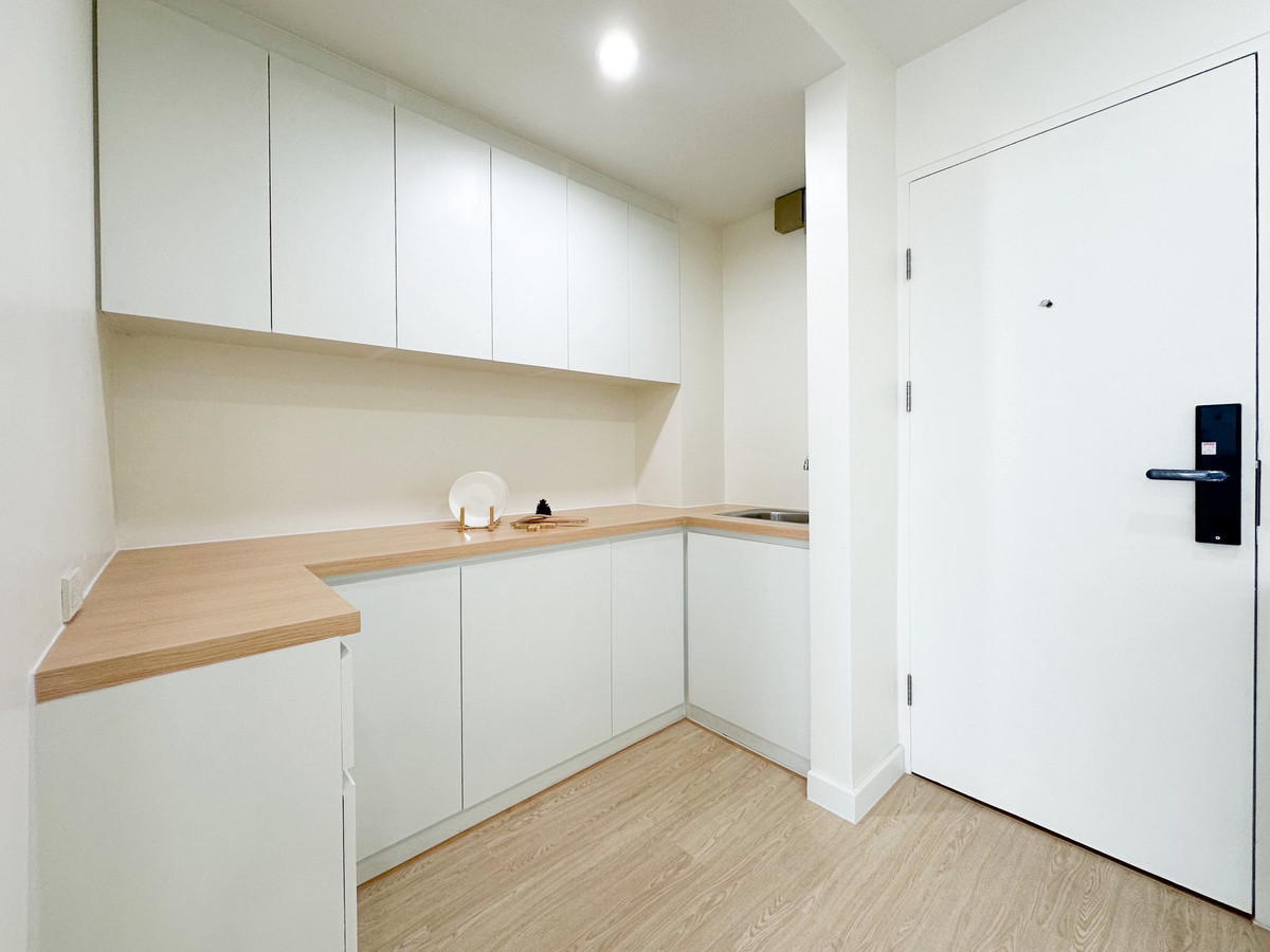 ขายคอนโดพัฒนาการ ศรีนครินทร์ : K-6755  ขาย ! คอนโด The Iris ศรีนครินทร์ พระราม 9 ตกแต่งใหม่ พร้อมอยู่