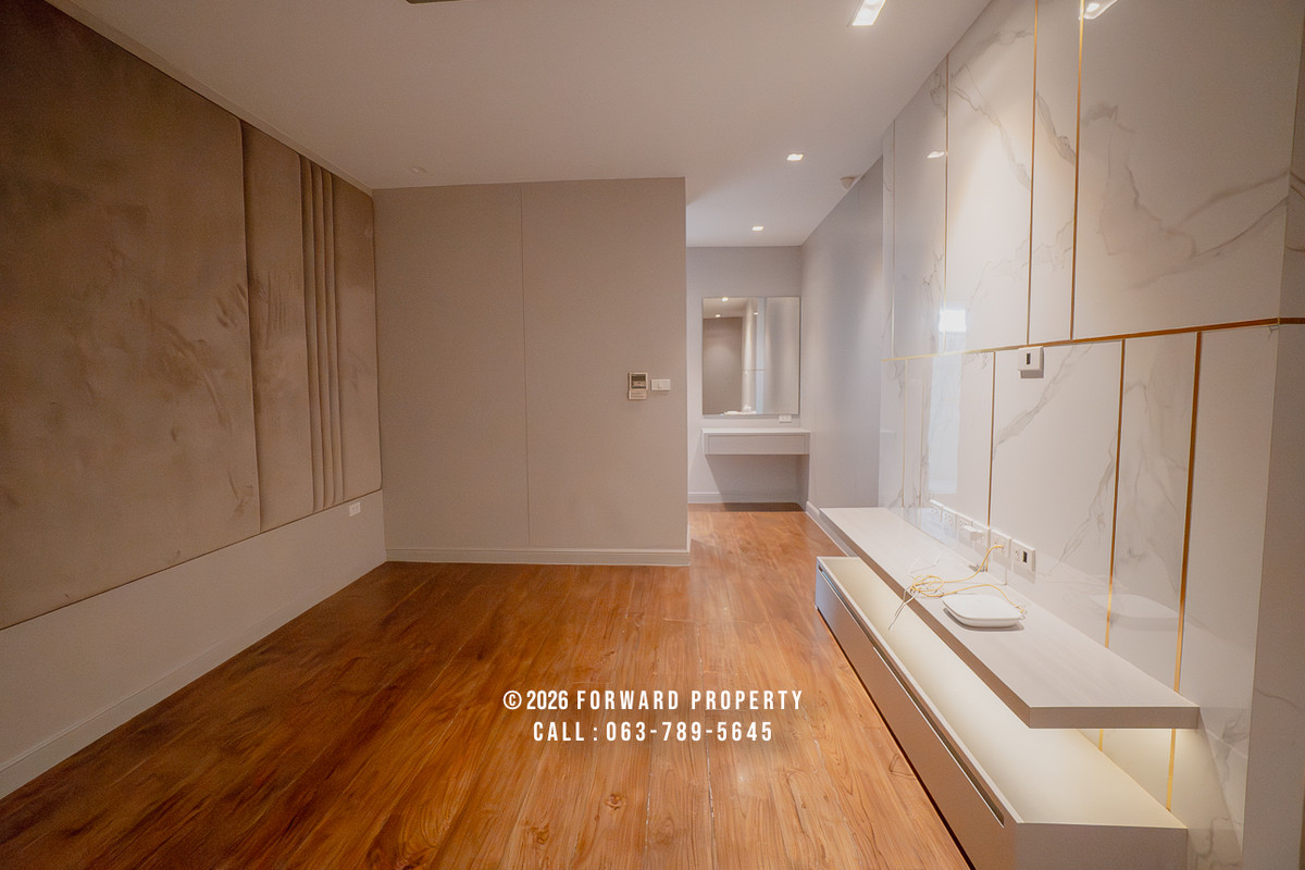 ให้เช่าโฮมออฟฟิศสุขุมวิท อโศก ทองหล่อ : ให้เช่าอาคาร 5 ชั้นทำเลทองหล่อ เหมาะสำหรับอยู่อาศัยหรือทำโฮมออฟฟิศ 