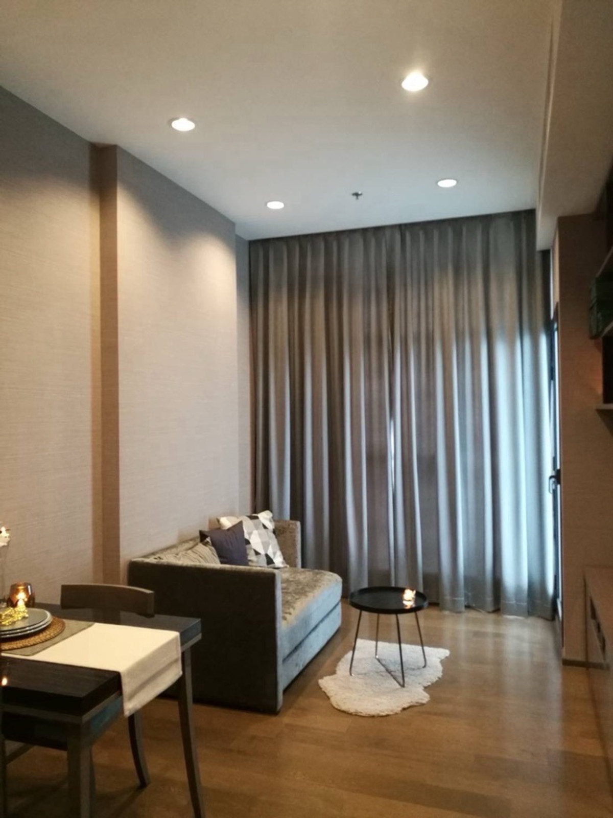 ให้เช่าคอนโดสาทร นราธิวาส : The Diplomat Sathorn. for rent 0816037454