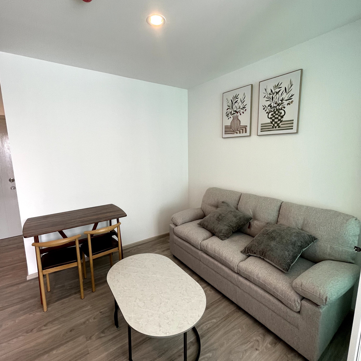 ให้เช่าคอนโดบางนา แบริ่ง ลาซาล : ให้เช่าใกล้BTS บางนา 350 เมตร - คอนโดรีเจ้นท์ โฮม บางนา 