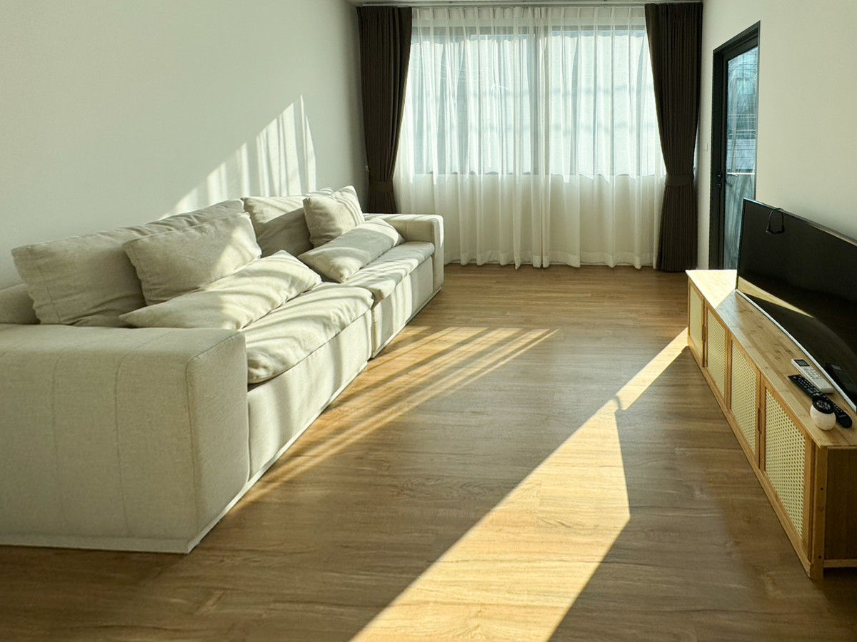 For RentTownhomeMin Buri, Romklao : 3-story townhome for rent, ready to move in. Near Wellington International School Suvarnabhumi Airport 🛫