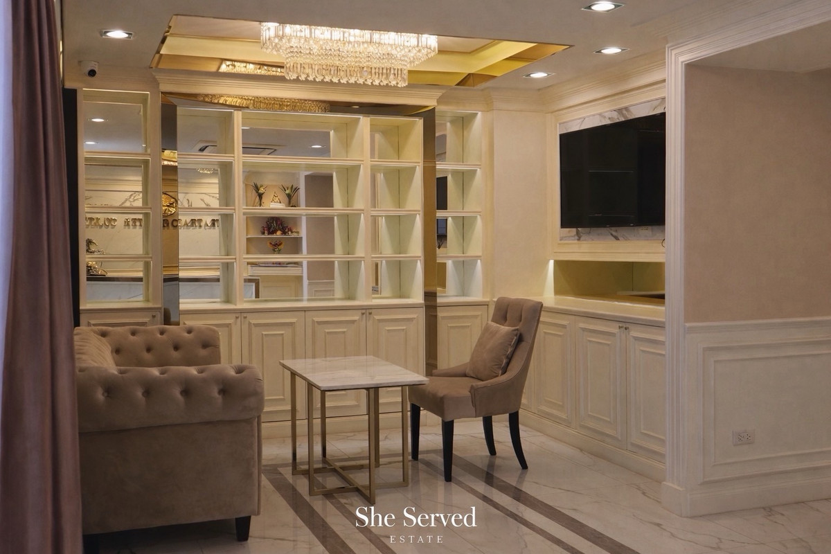 ขายทาวน์โฮม : ◈ DISTRICT EKKAMAI–RAMINTRA ◈ Twin Building for Sale • Brand New • Land area 52.70 sq.wah • Usable area 510 sq.m.  • Fully Furnished Office & Residence
