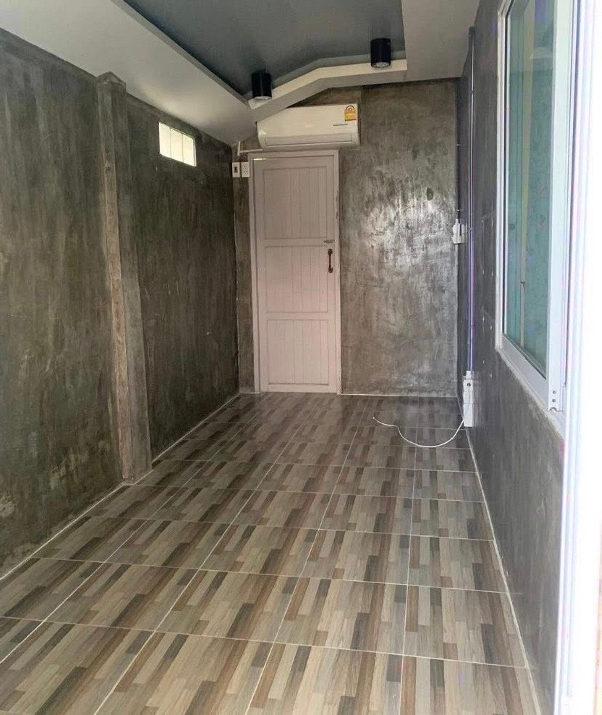 ขายบ้านพัทยา บางแสน ชลบุรี สัตหีบ : ลงทุนคุ้มค่า! ขายพร้อมผู้เช่า สัญญาระยะยาว 💰 ที.ดับบลิว. ปาร์ค วิว / 2 ห้องนอน (ขายพร้อมผู้เช่า), T.W. Park View / 2 Bedrooms (SALE WITH TENANT) BEWN075