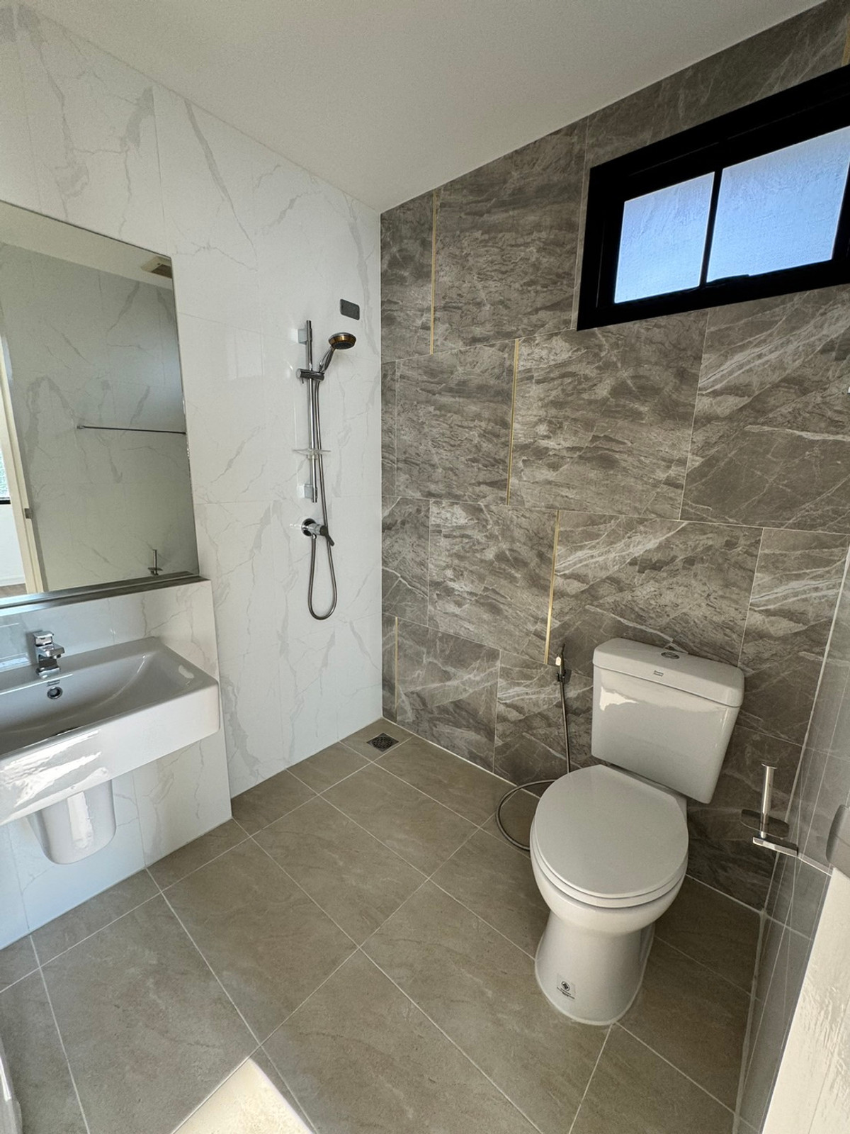 ให้เช่าทาวน์โฮมอ่อนนุช อุดมสุข : ให้เช่าทาวน์โฮม 3 ชั้นใหม่ Q Prime สุขุมวิท77 (46 ตร.ว.) 3 นอน 4 น้ำ หลังมุม มีสวนส่วนตัว