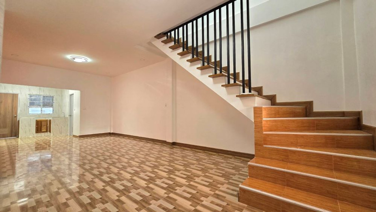 ขายทาวน์โฮมสระบุรี : ขายทาวน์เฮาส์ 2ชั้น พื้นที่ 16 ตร.ว. ถนนเทศบาล 3 ซอย 8 ต.ปากเพรียว อ.เมืองสระบุรี จ.สระบุรี ทำเลทองใจกลางเมืองสระบุรี