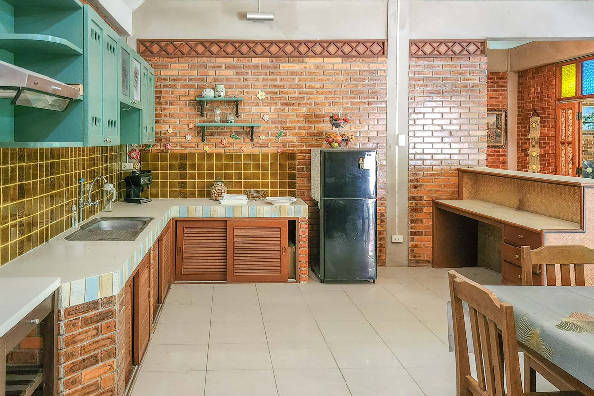 ขายบ้านเชียงใหม่ : บ้านรีสอร์ตหลายหลัง บนที่ดินขนาดใหญ่ ร่มรื่น ใกล้สนามบิน หนองควาย, เชียงใหม่