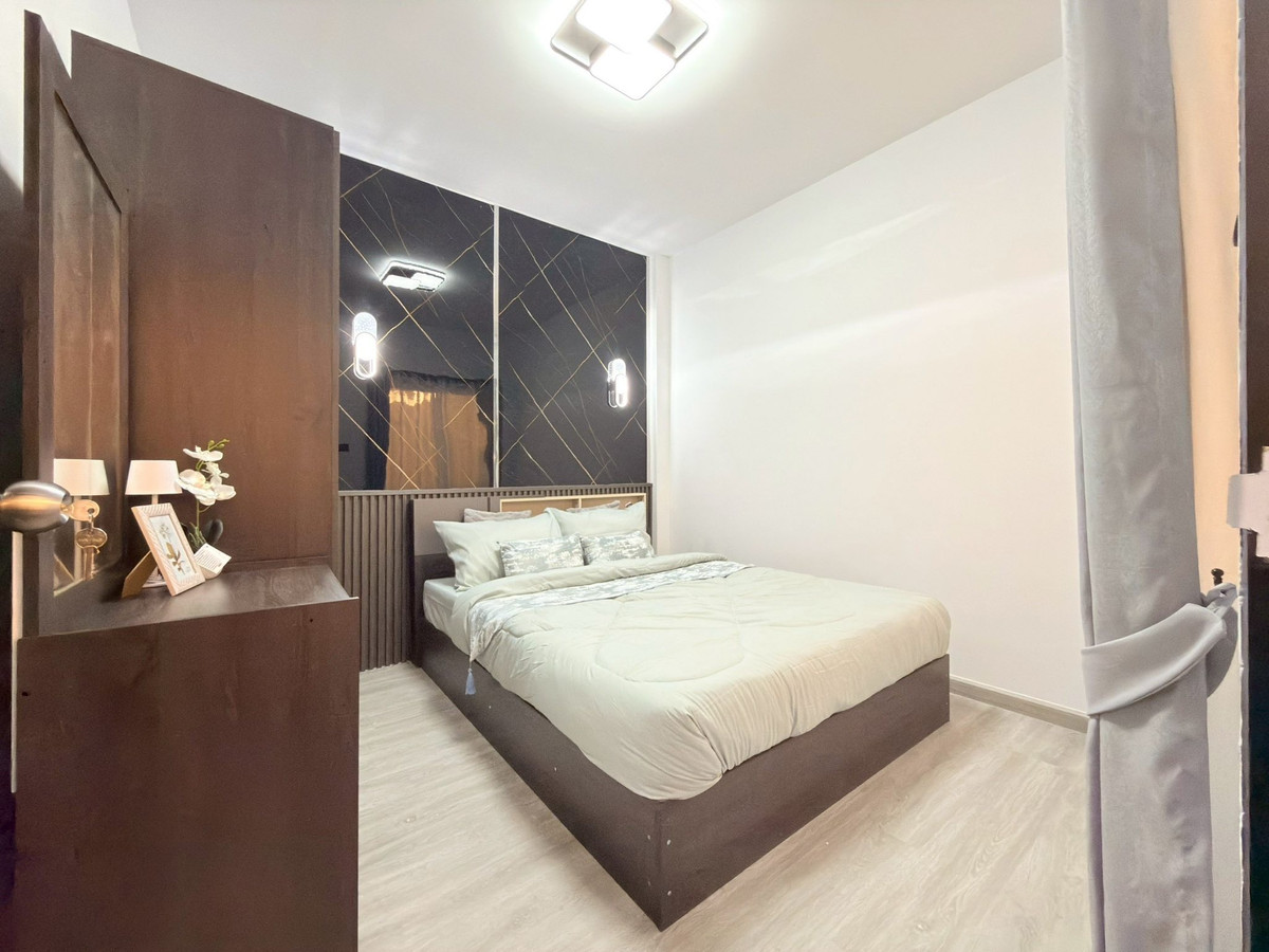 For SaleTownhomePattaya, Bangsaen, Chonburi : Siam Country Club - Soi Phonprapanimit 15 / 2 Bedrooms (FOR SALE) BEWN077