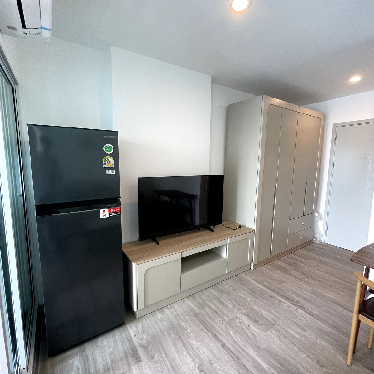 ให้เช่าคอนโดบางนา แบริ่ง ลาซาล : ให้เช่าใกล้BTS บางนา 350 เมตร - คอนโดรีเจ้นท์ โฮม บางนา 