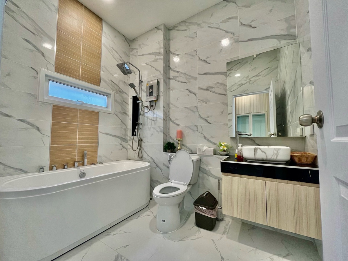 ให้เช่าบ้านพัทยา บางแสน ชลบุรี สัตหีบ : house for rent @Huay yai 