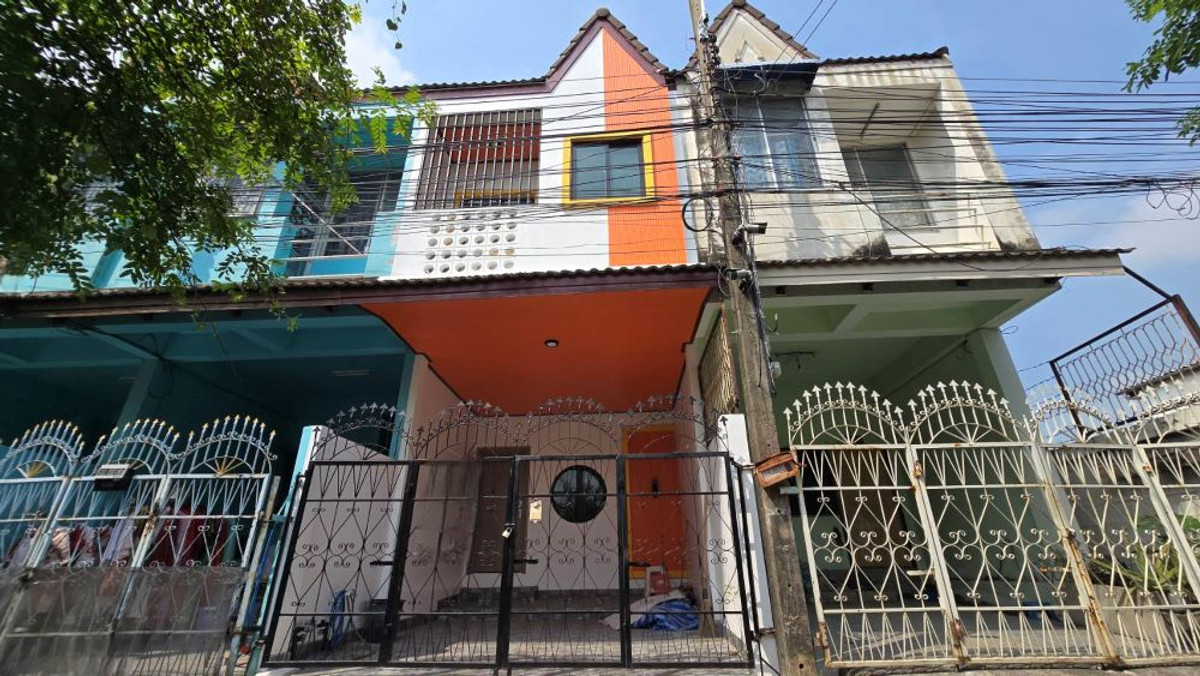 ขายทาวน์โฮมสระบุรี : ขายทาวน์เฮาส์ 2ชั้น พื้นที่ 16 ตร.ว. ถนนเทศบาล 3 ซอย 8 ต.ปากเพรียว อ.เมืองสระบุรี จ.สระบุรี ทำเลทองใจกลางเมืองสระบุรี