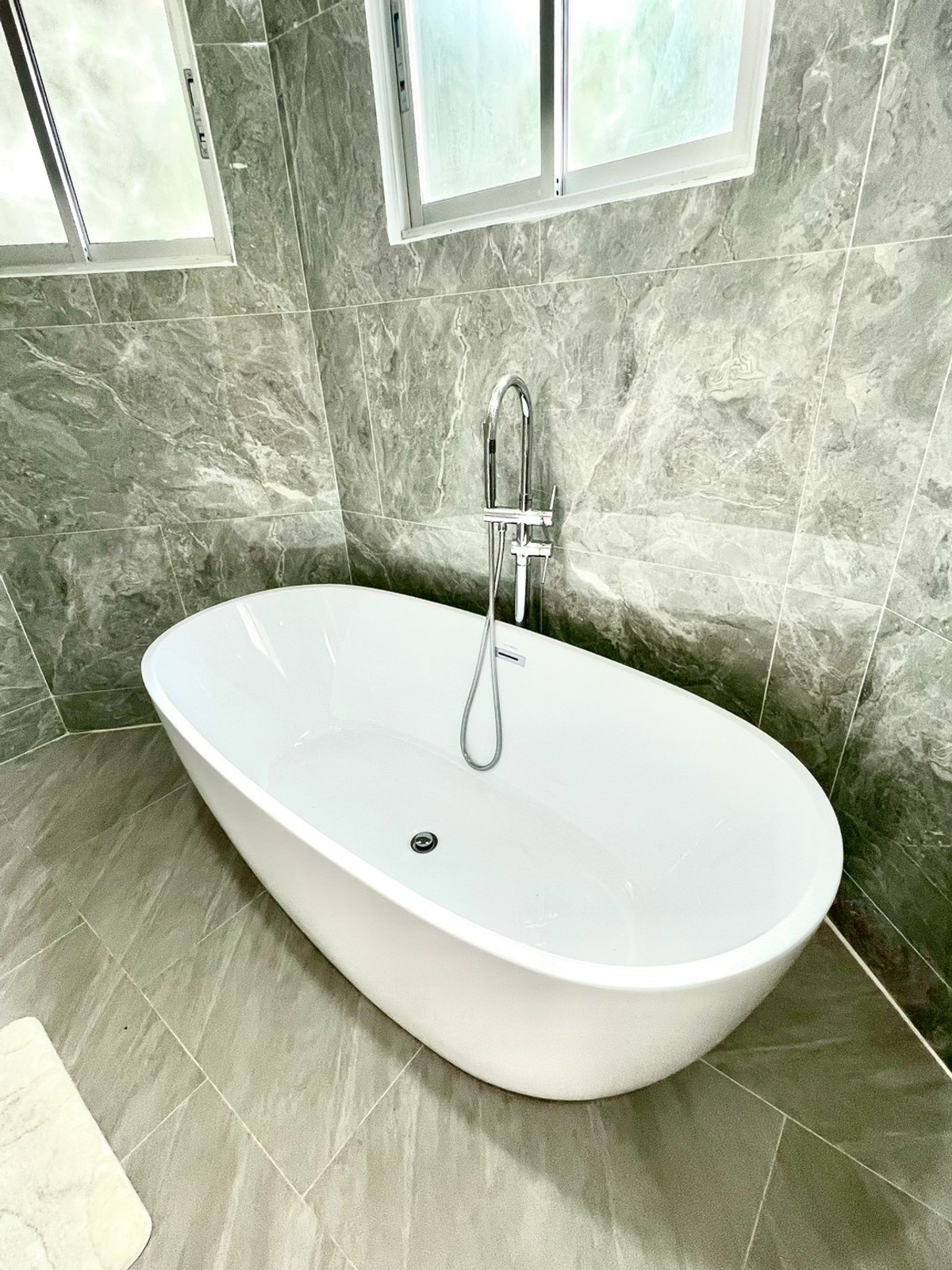 For SaleHousePattaya, Bangsaen, Chonburi : Park Avenue / 3 Bedrooms (For Sale), Park Avenue / 3 Bedrooms (FOR SALE) BEWN073