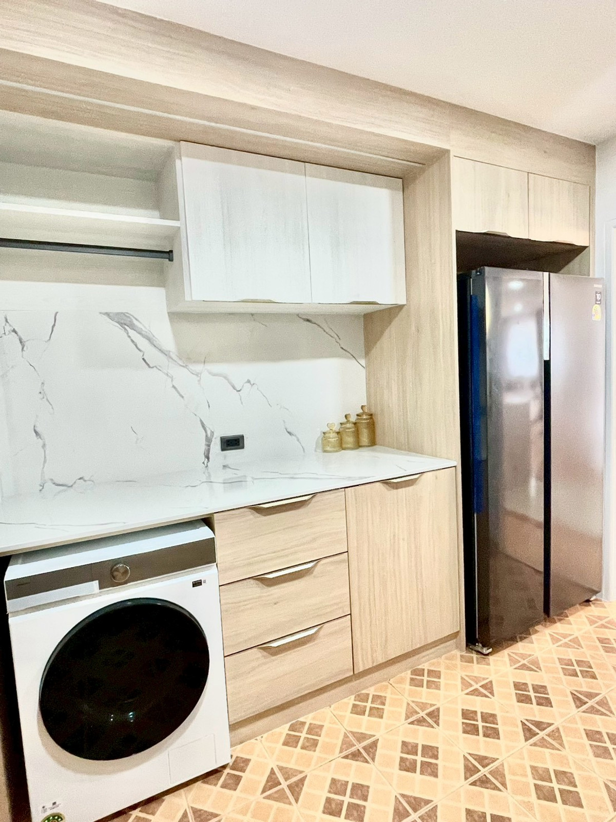 For SaleHousePattaya, Bangsaen, Chonburi : Park Avenue / 3 Bedrooms (For Sale), Park Avenue / 3 Bedrooms (FOR SALE) BEWN073