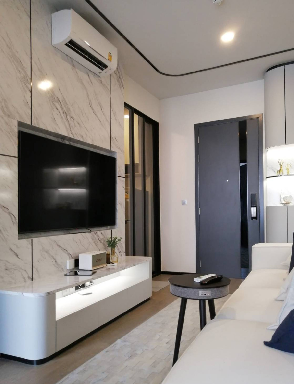 ให้เช่าคอนโดราชเทวี พญาไท : 👑 Premium Room - 1 Bed Plus+ Park Origin Phayathai  - Luxury Condo มีห้องทำงานแยกเป็นสัดส่วน 35  SQ.M. Fuulu furnished - 32K per month 