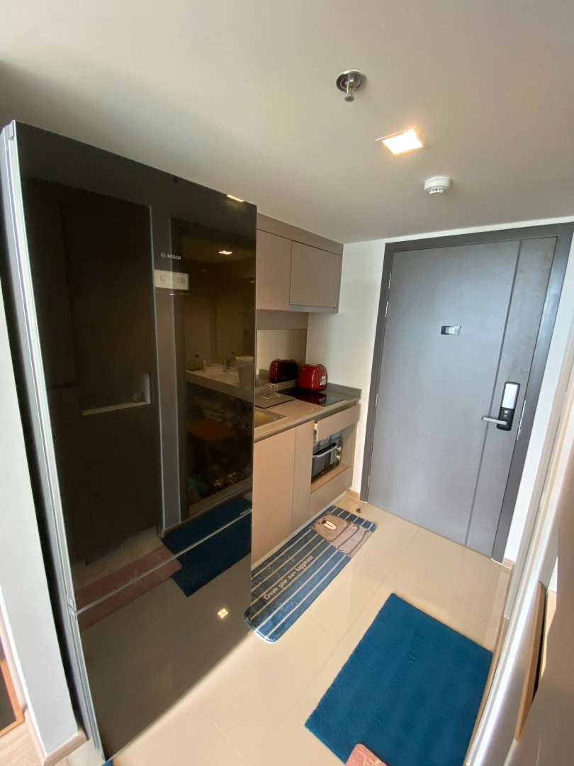 ให้เช่าคอนโดพระราม 9 เพชรบุรีตัดใหม่ RCA : 🔥ให้เช่าด่วน🔥ไอดีโอ นิว พระราม9 ห้องเพดานสูง วิวสวย เฟอร์นิเจอร์ครบพร้อมเข้าอยู่ ใกล้ MRT พระราม 9