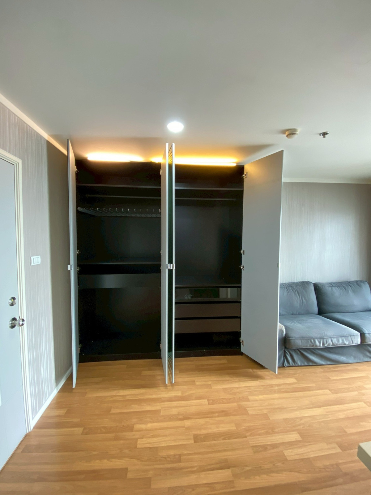 For SaleCondoRama9, Petchburi, RCA : 🏠✨ Lumpini Park Rama 9 - Ratchada | 1-Bedroom Condo for Sale (HBH-SI-44)