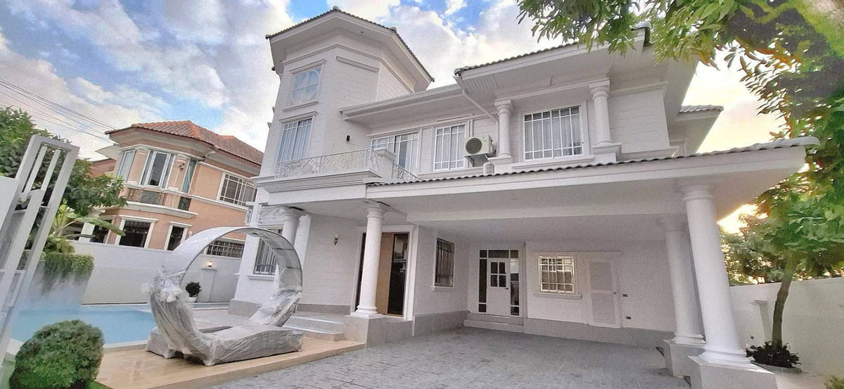 For SaleHousePattaya, Bangsaen, Chonburi : Park Avenue / 3 Bedrooms (For Sale), Park Avenue / 3 Bedrooms (FOR SALE) BEWN073