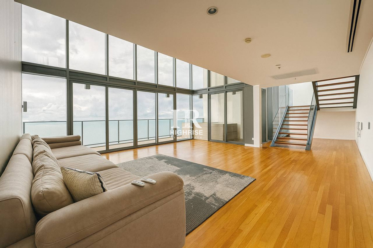 ขายคอนโดพัทยา บางแสน ชลบุรี สัตหีบ : โควตาต่างชาติ | นอร์ทพอยท์ | 5 ห้องนอน ขนาด 360 ตร.ม. | ยูนิตสองชั้นสุดหรู พร้อมวิวทะเลแบบพาโนรามา และจากุซซี่บนระเบียง