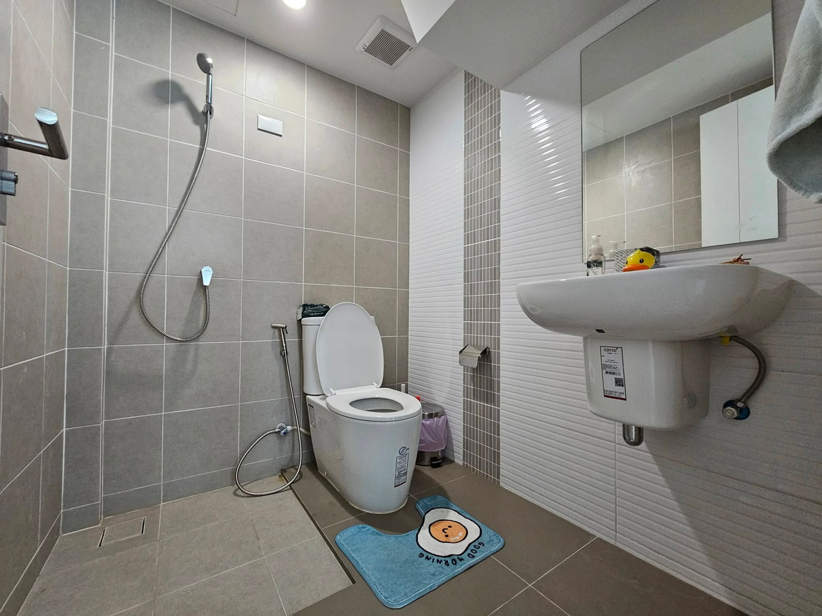 For RentHousePattanakan, Srinakarin : Baan Klang Muang The Edition Rama 9 - Krungthep Kreetha / 4 Bedrooms (FOR RENT) BZD138