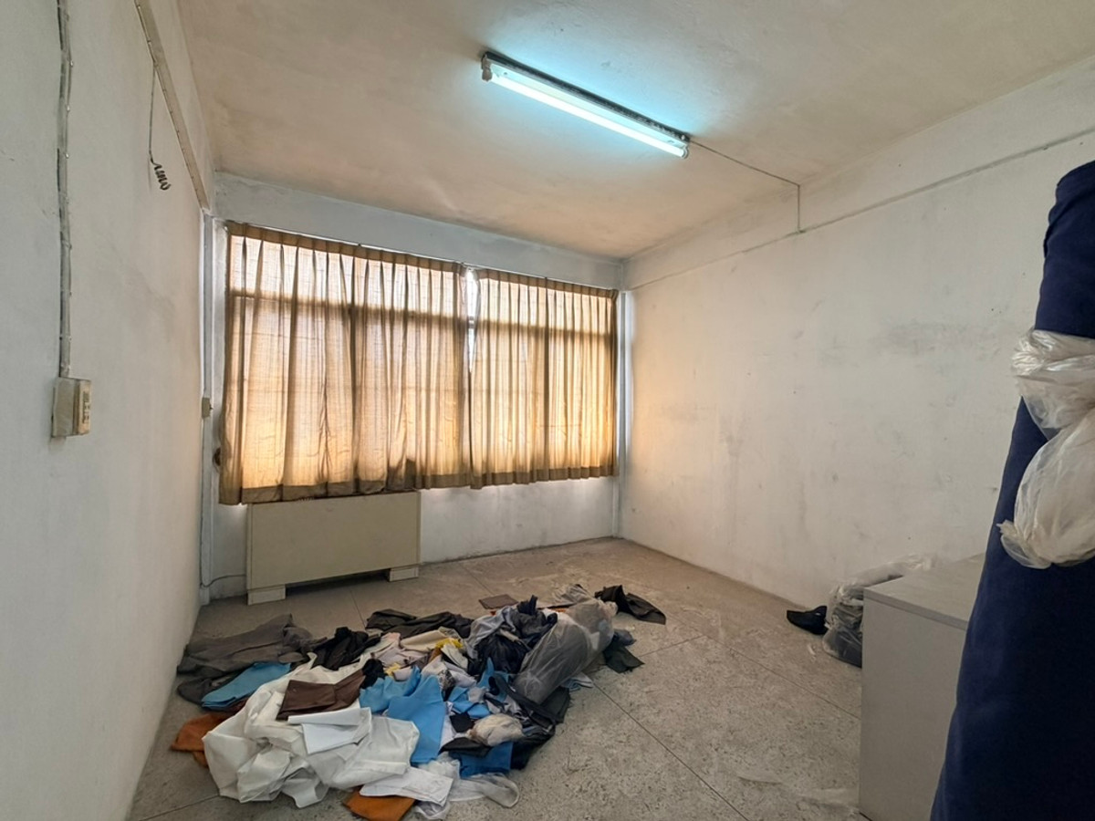 ขายอาคารพาณิชย์วงเวียนใหญ่ เจริญนคร : ขาย อาคารพาณิชย์ 4 ชั้น 13.3 ตารางวา ซ.สมเด็จเจ้าพระยา6 พื้นที่กรุงเทพฯชั้นใน