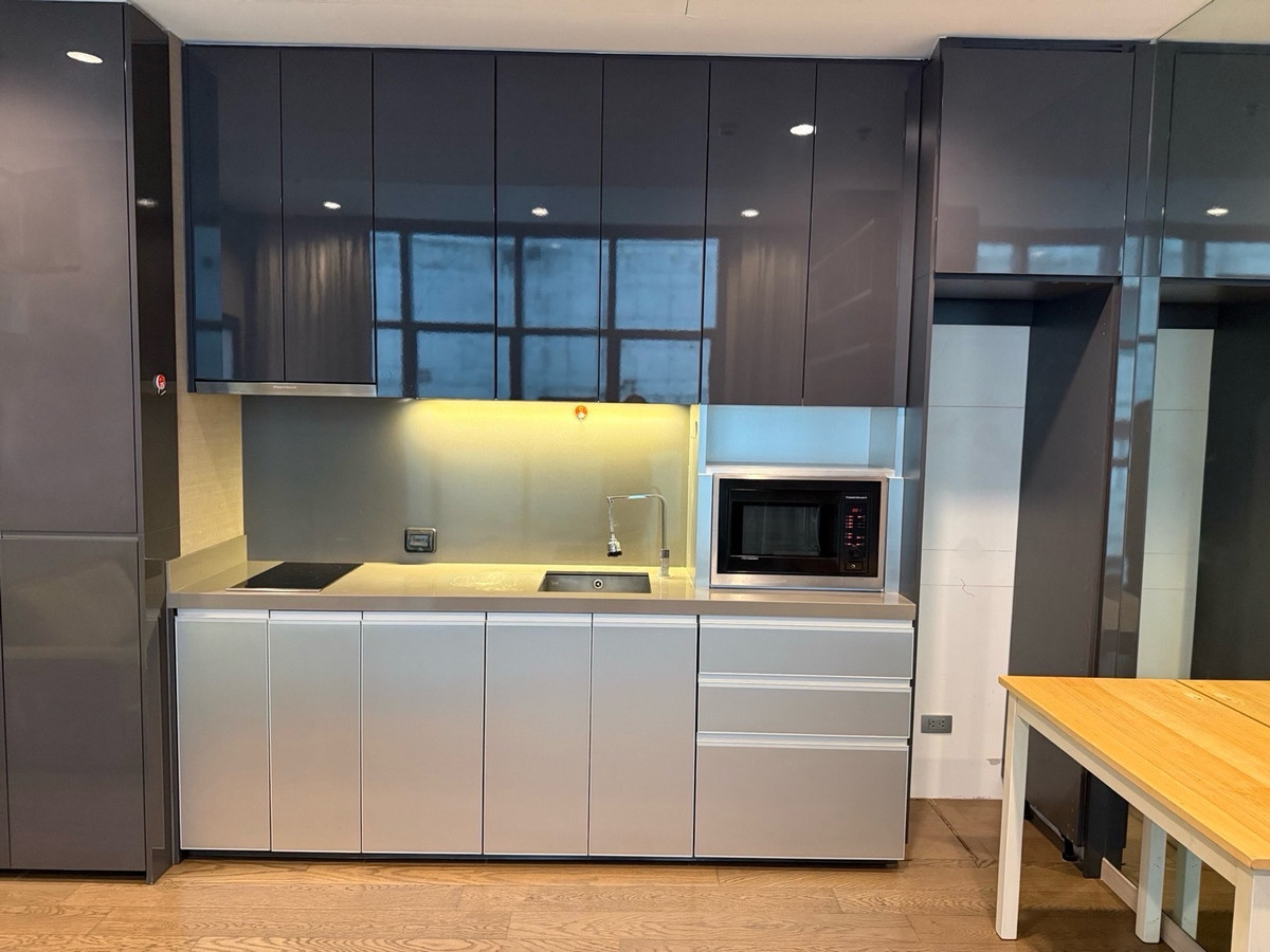 ให้เช่าคอนโดสาทร นราธิวาส : The Diplomat Sathorn. for rent 0816037454