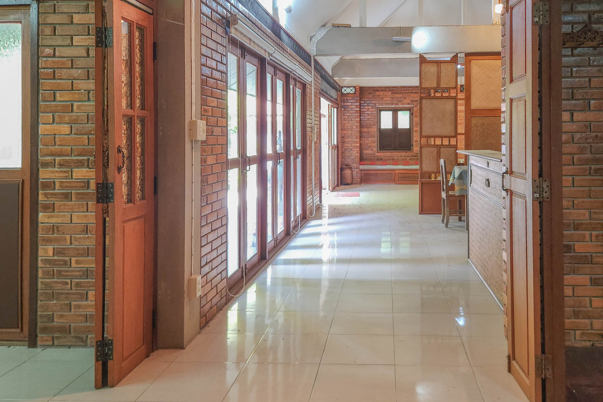 ขายบ้านเชียงใหม่ : บ้านรีสอร์ตหลายหลัง บนที่ดินขนาดใหญ่ ร่มรื่น ใกล้สนามบิน หนองควาย, เชียงใหม่