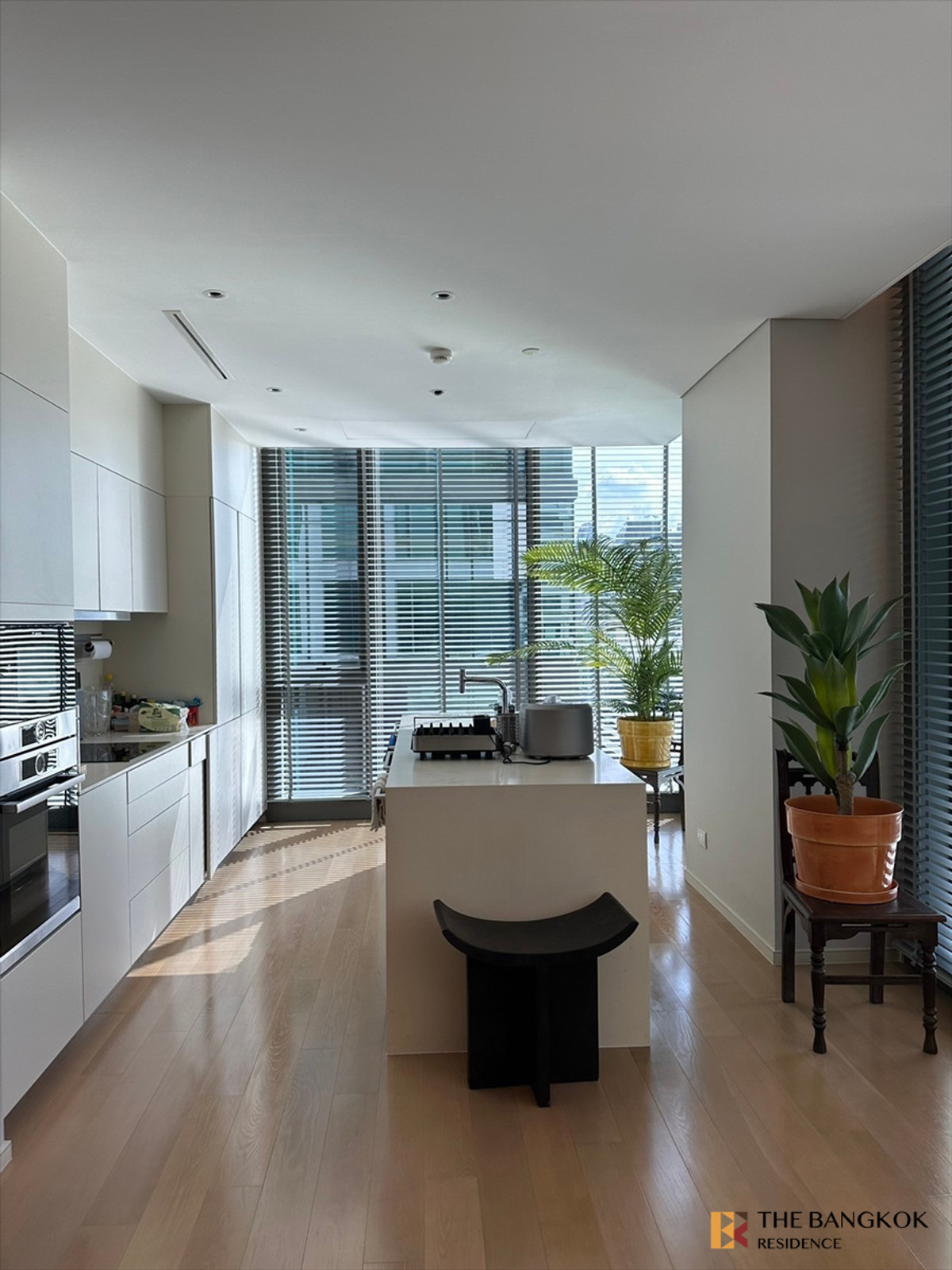 For SaleCondoWitthayu, Chidlom, Langsuan, Ploenchit : 🌳🏙️ Timeless Ultra-Luxury Living in the Heart of Langsuan - Baan Sindhorn near Bts Chidlom