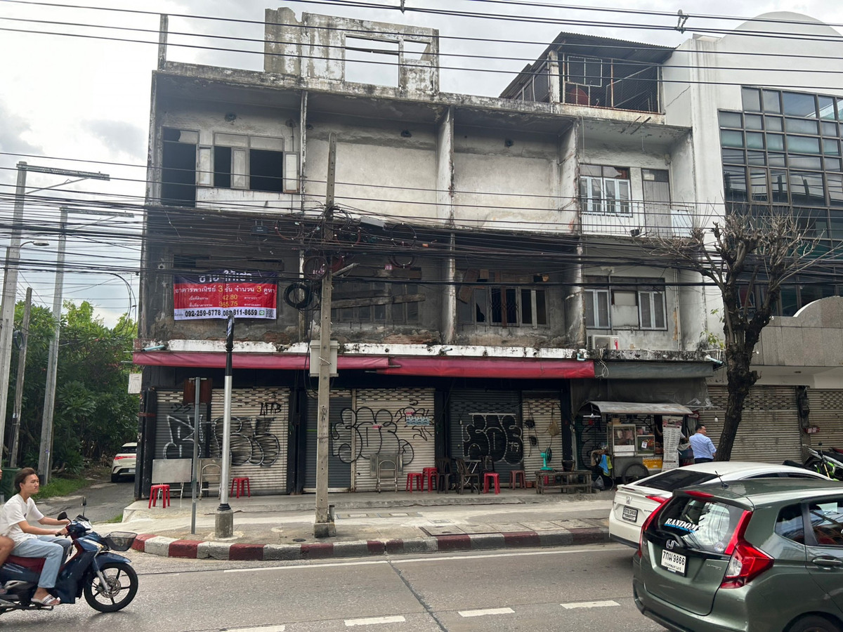 อาคารพาณิชย์ปิ่นเกล้า จรัญสนิทวงศ์ : [ขาย/เช่า] อาคารพาณิชย์ 3 คูหา 3 ชั้น ติดหน้าถนนจรัญสนิทวงศ์ ซอย 21 