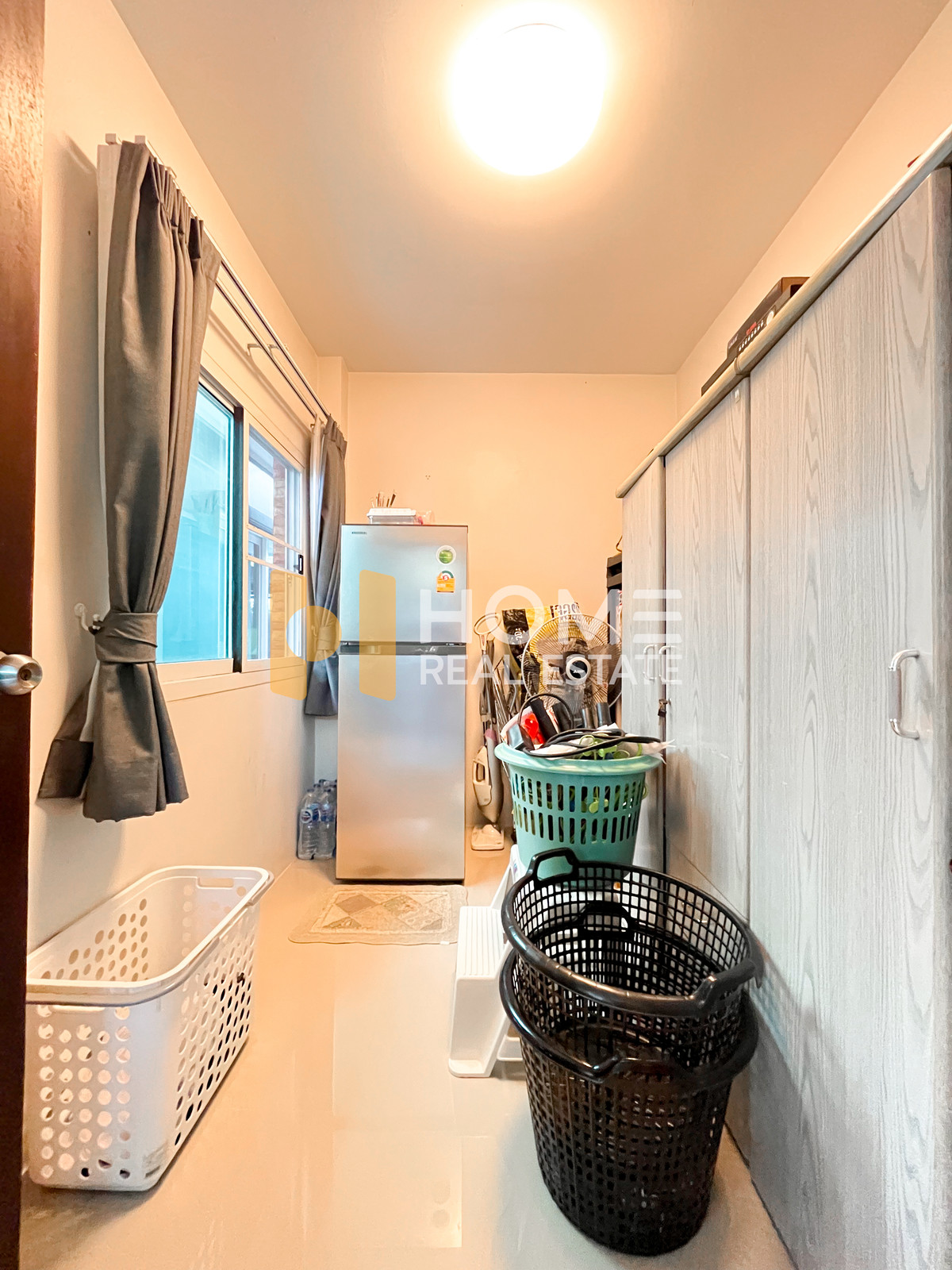 For SaleHouseLadkrabang, Suwannaphum Airport : Manthana Onnut - Wongwaen 4 / 3 Bedrooms (For Sale), Manthana Onnut - Wongwaen / 3 Bedrooms (FOR SALE) POON137