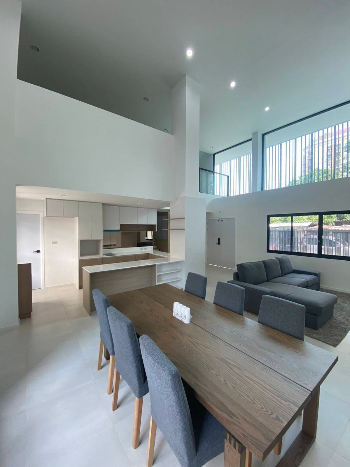 ขายบ้านอ่อนนุช อุดมสุข : ✨ขายบ้านใหม่ย่านPridi 14  4 ชั้น 4 ห้องนอน ขนาด350 ตรม. พร้อมเฟอร์นิเจอร์ มีลิฟต์ในตัว ติดแอร์ทั้งหลัง 