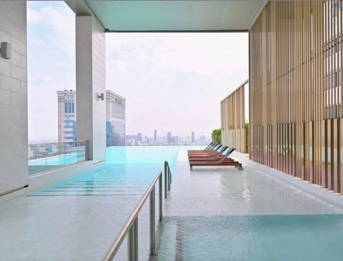 ให้เช่าคอนโดสุขุมวิท อโศก ทองหล่อ : ✨ Luxury Condo for Rent – The Esse Asoke  วิวเมืองเต็มตา โปร่ง โล่ง เป็นส่วนตัว